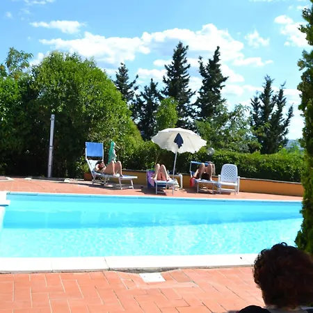 アパート Casa Con Piscina E Tennis