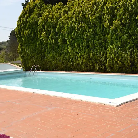 Casa Con Piscina E Tennis