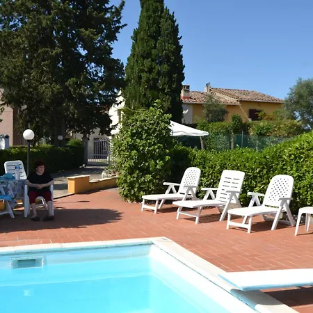 Casa Con Piscina E Tennis Borsecchio